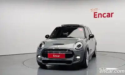 Mini Cooper 2016 2.0 автомат (гидро), миниатюра 3