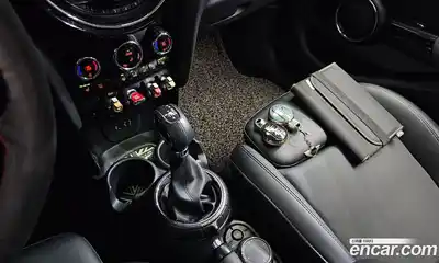 Mini Cooper 2016 2.0 автомат (гидро), миниатюра 9