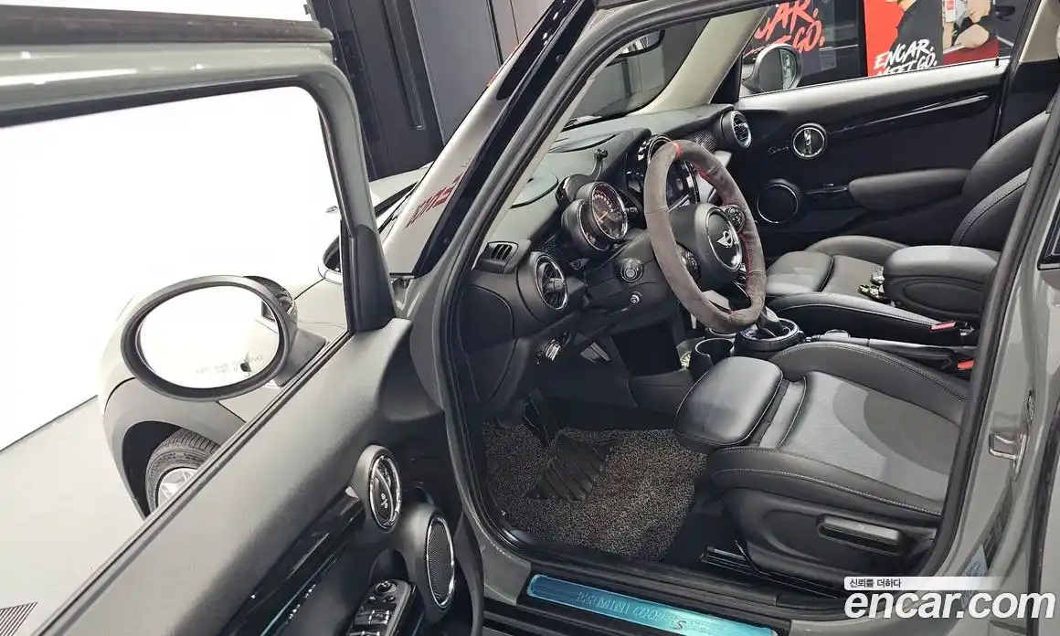 Mini Cooper 2016 2.0 автомат (гидро), фото 10