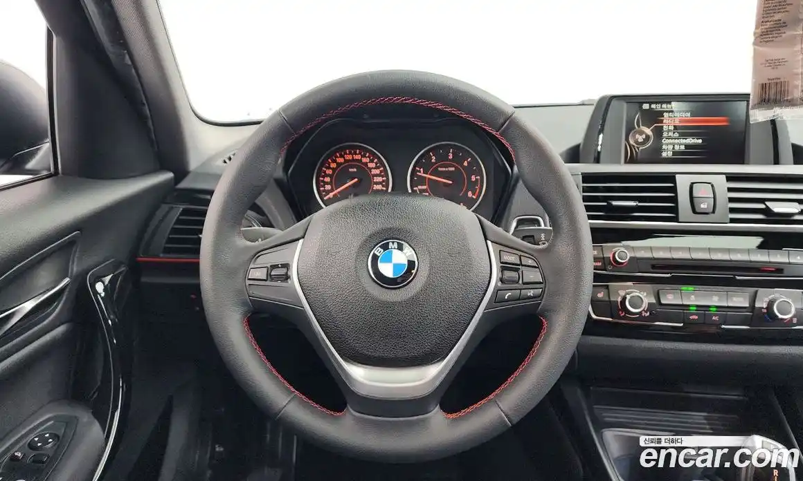 BMW 1 серия 2016 2.0 автомат (гидро), фото 13