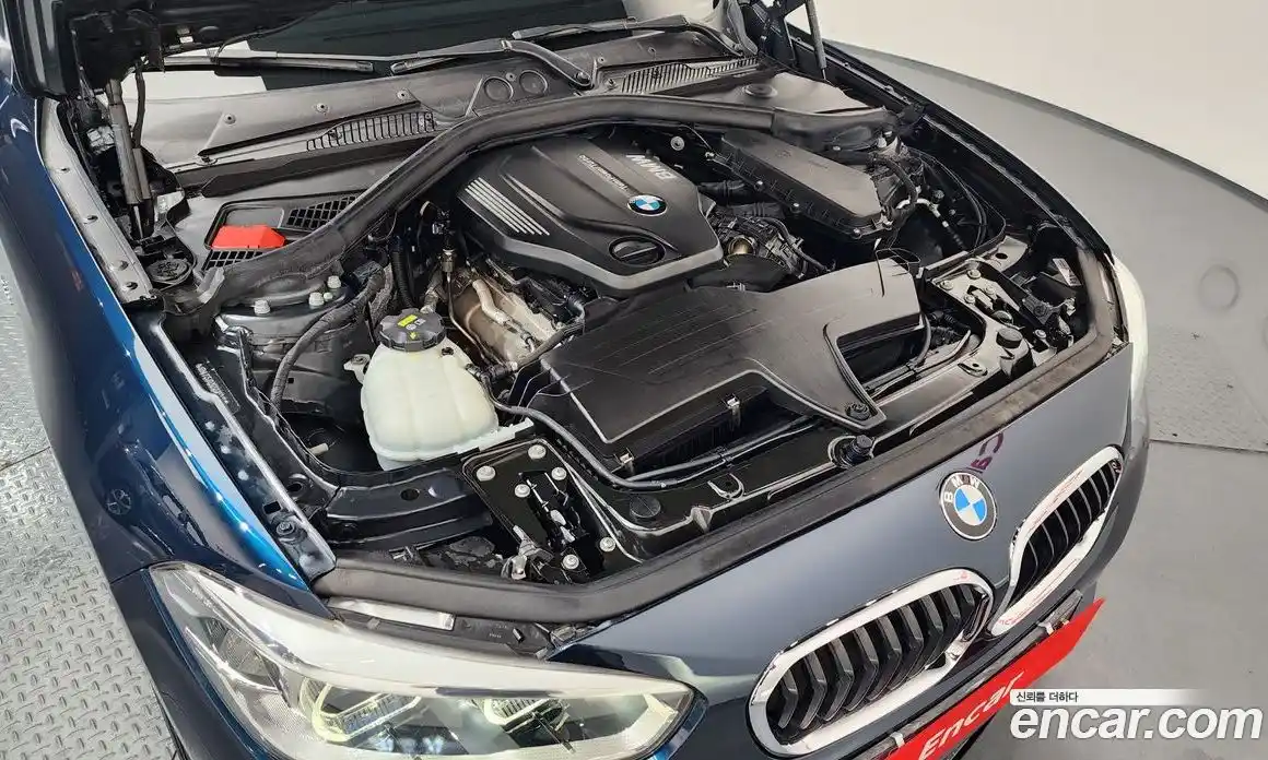 BMW 1 серия 2016 2.0 автомат (гидро), фото 6