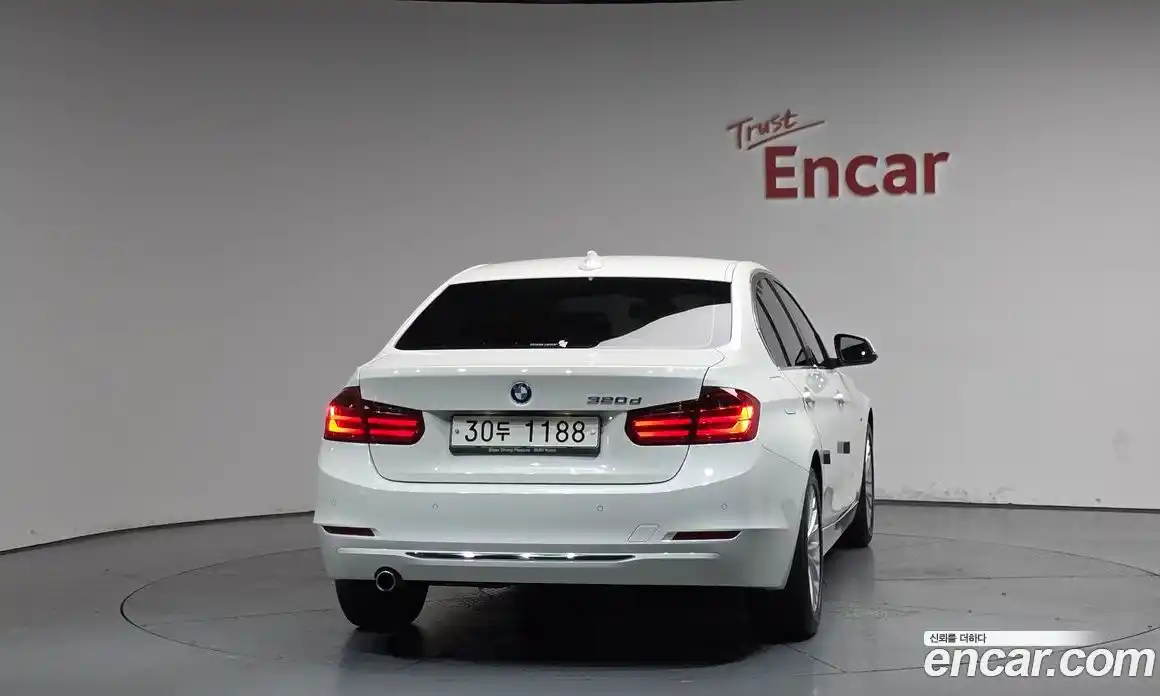 BMW 3 серия 2014 2.0 автомат (гидро), фото 4