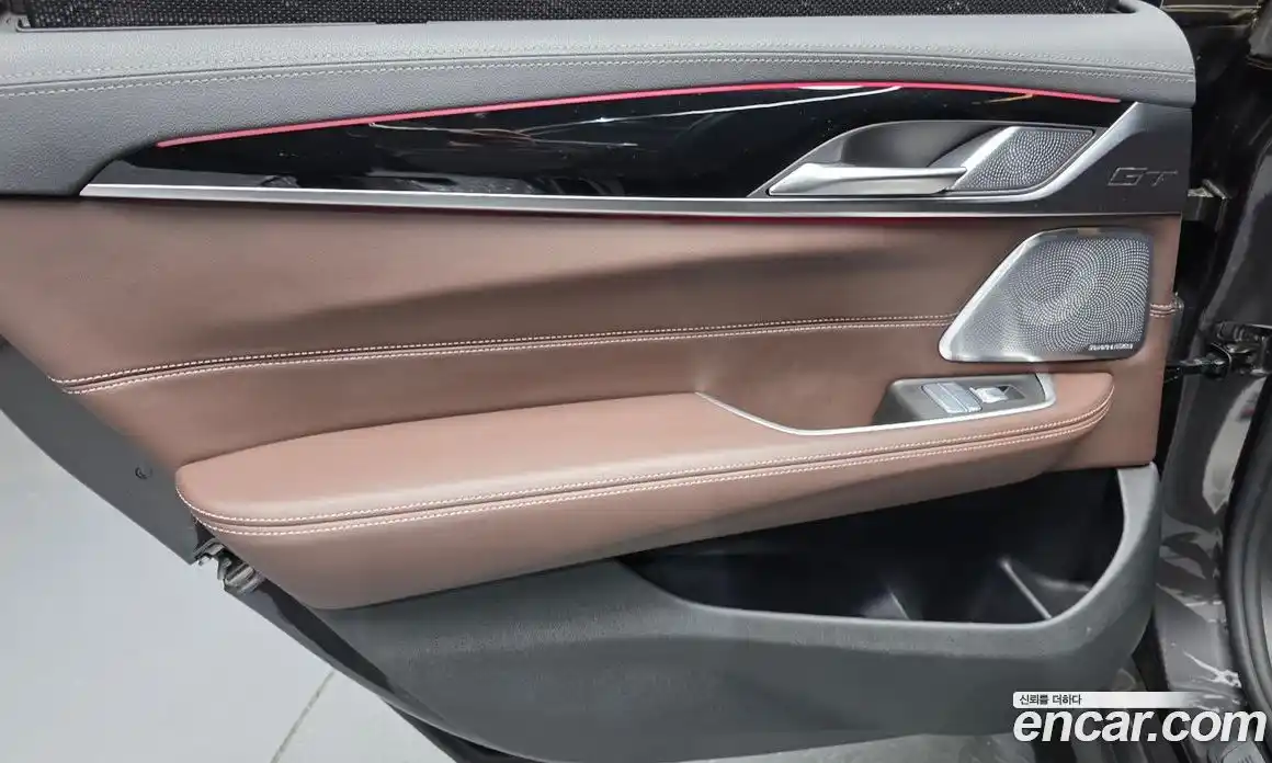 BMW 6 серия 2022 3.0 автомат (гидро), фото 15