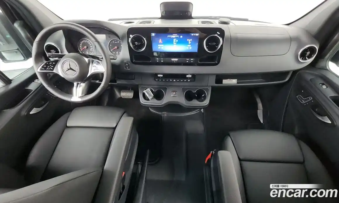 Mercedes-Benz Sprinter 2025 1.9 гидро, фото 7 Mercedes-Benz Sprinter 2025 1.9 гидро, фото 7