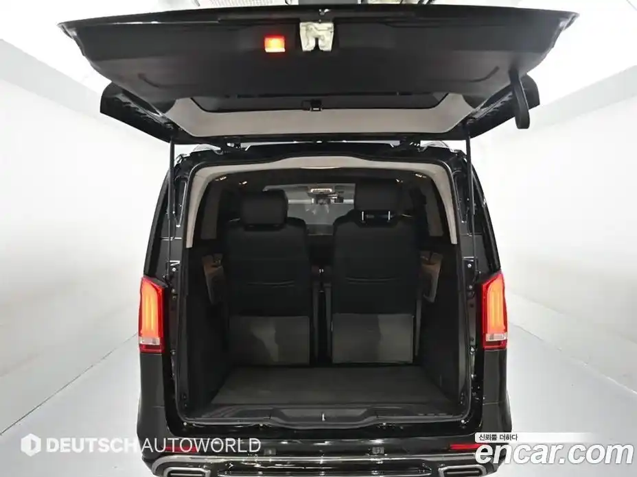 Mercedes-Benz V-Class 2016 1.9 гидро, фото 19 Mercedes-Benz V-Class 2016 1.9 гидро, фото 19