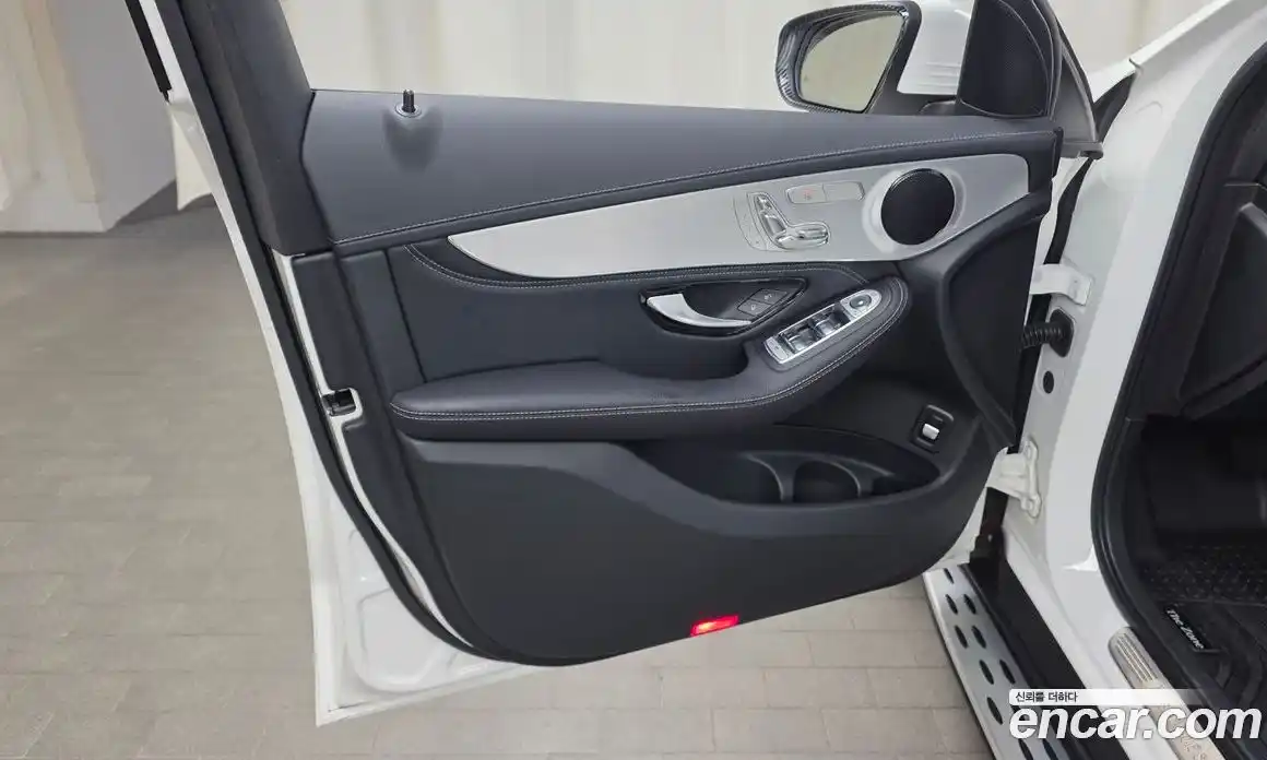 Mercedes-Benz GLC-Class 2018 2.1 гидро, фото 14 Mercedes-Benz GLC-Class 2018 2.1 гидро, фото 14