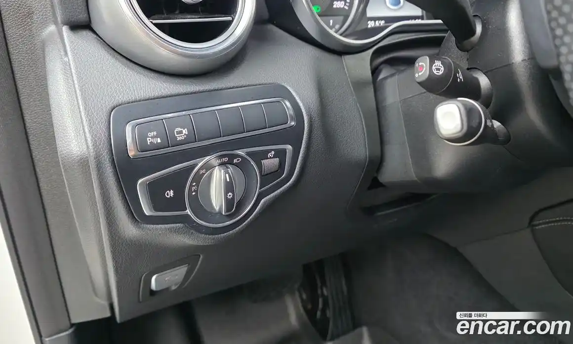 Mercedes-Benz GLC-Class 2018 2.1 гидро, фото 27 Mercedes-Benz GLC-Class 2018 2.1 гидро, фото 27