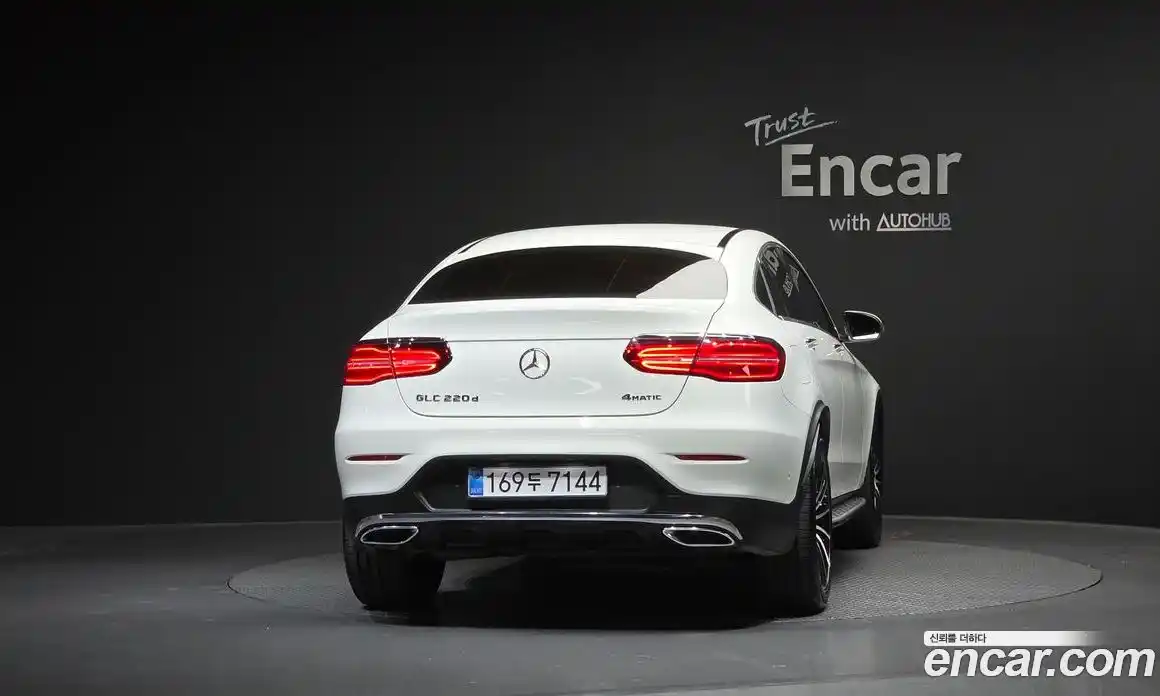 Mercedes-Benz GLC-Class 2018 2.1 гидро, фото 4 Mercedes-Benz GLC-Class 2018 2.1 гидро, фото 4
