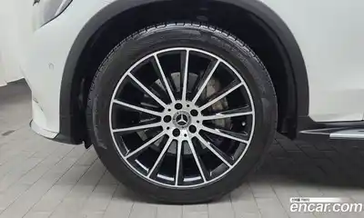 Mercedes-Benz GLC-Class 2018 2.1 гидро, миниатюра 5 Mercedes-Benz GLC-Class 2018 2.1 гидро, миниатюра 5