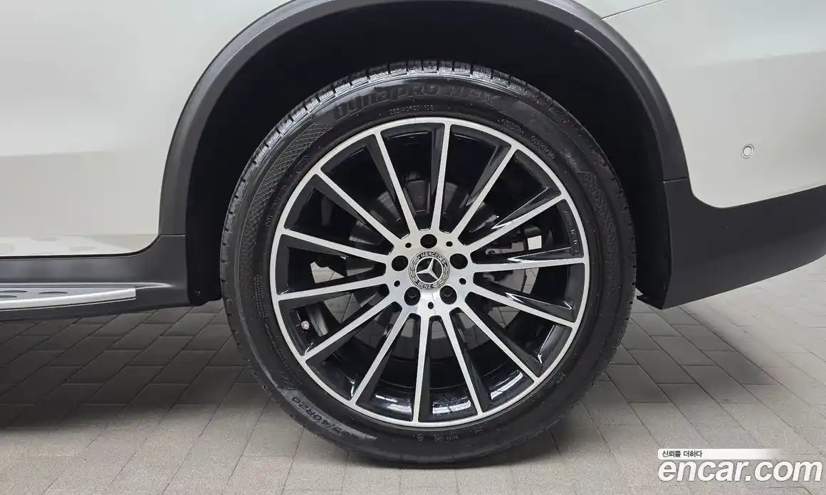 Mercedes-Benz GLC-Class 2018 2.1 гидро, фото 7 Mercedes-Benz GLC-Class 2018 2.1 гидро, фото 7