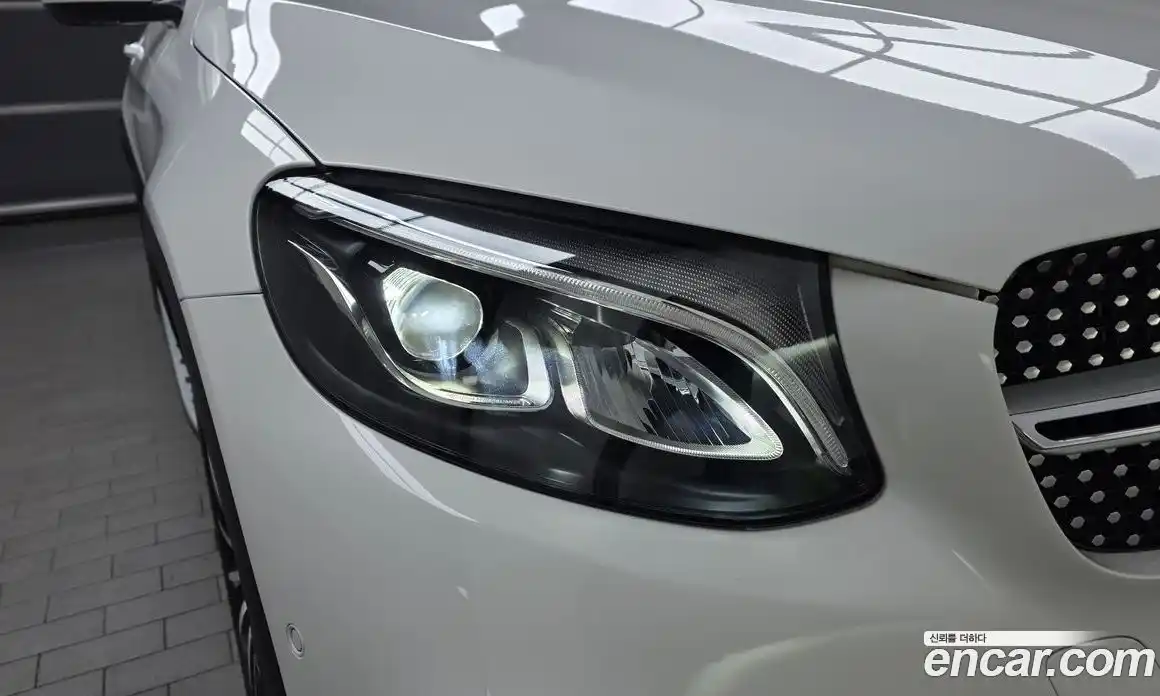 Mercedes-Benz GLC-Class 2018 2.1 гидро, фото 8 Mercedes-Benz GLC-Class 2018 2.1 гидро, фото 8