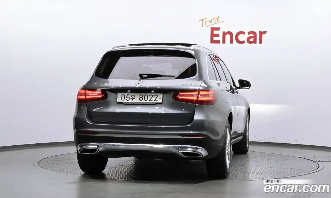 Mercedes-Benz GLC-Class 2018 2.1 гидро, фото 4 Mercedes-Benz GLC-Class 2018 2.1 гидро, фото 4