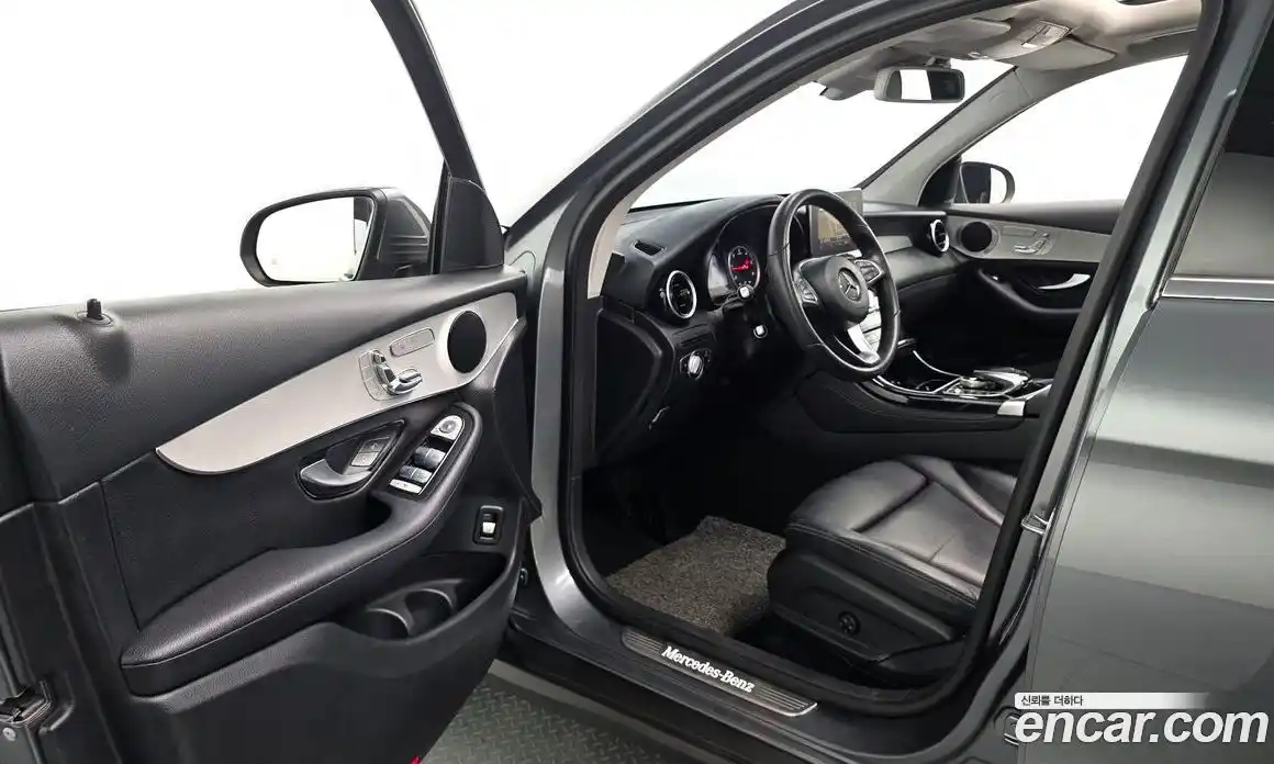 Mercedes-Benz GLC-Class 2018 2.1 гидро, фото 10 Mercedes-Benz GLC-Class 2018 2.1 гидро, фото 10