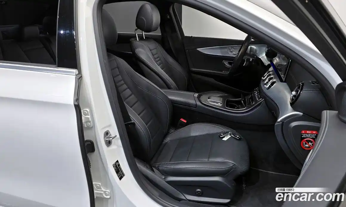 Mercedes-Benz E-Class 2021 2.0 автомат (гидро), фото 16