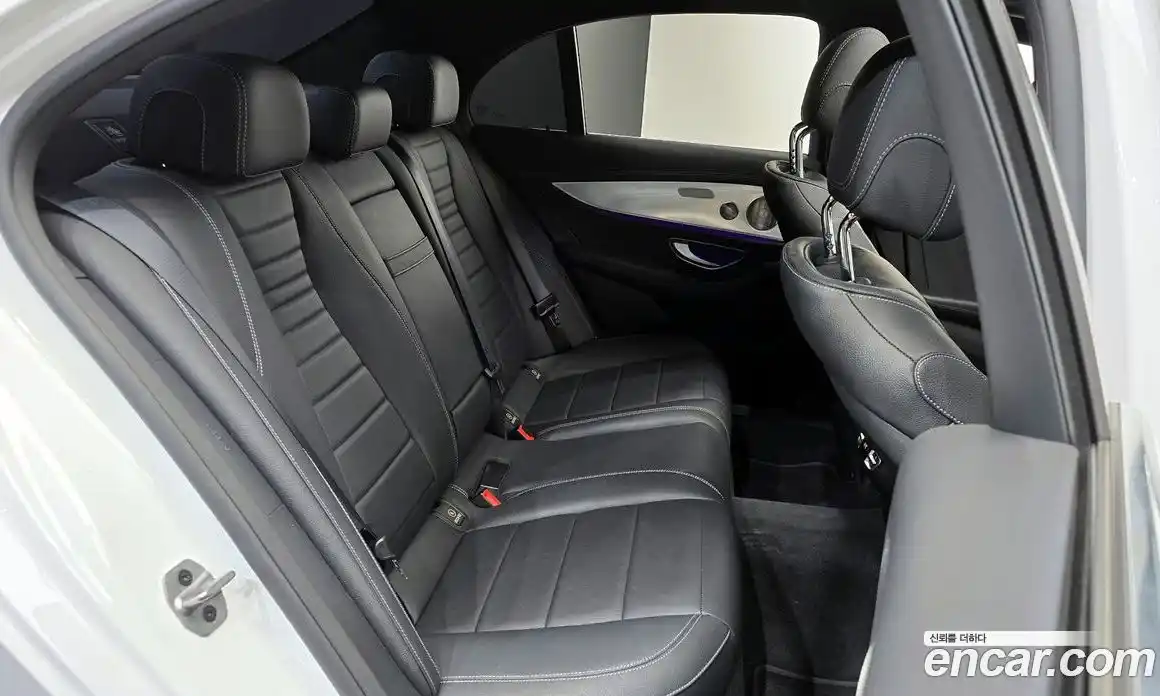 Mercedes-Benz E-Class 2021 2.0 автомат (гидро), фото 17