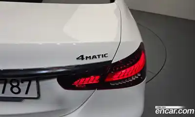 Mercedes-Benz E-Class 2021 2.0 автомат (гидро), миниатюра 9