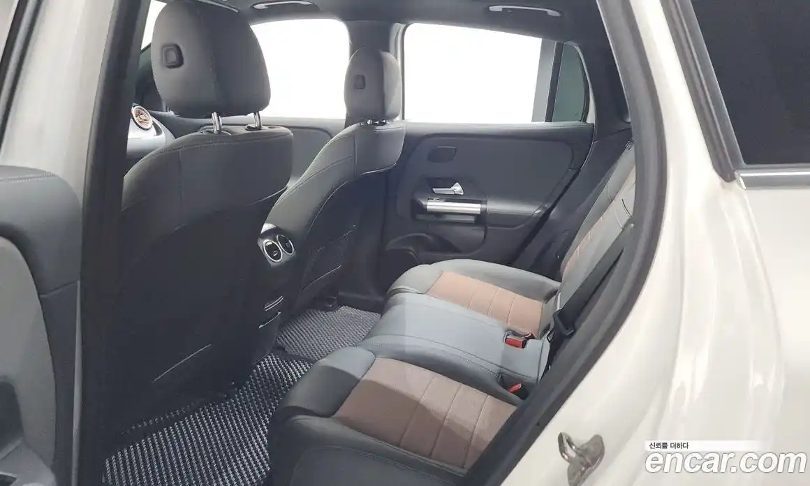 Mercedes-Benz EQA 2023 0.2 гидро, фото 17 Mercedes-Benz EQA 2023 0.2 гидро, фото 17