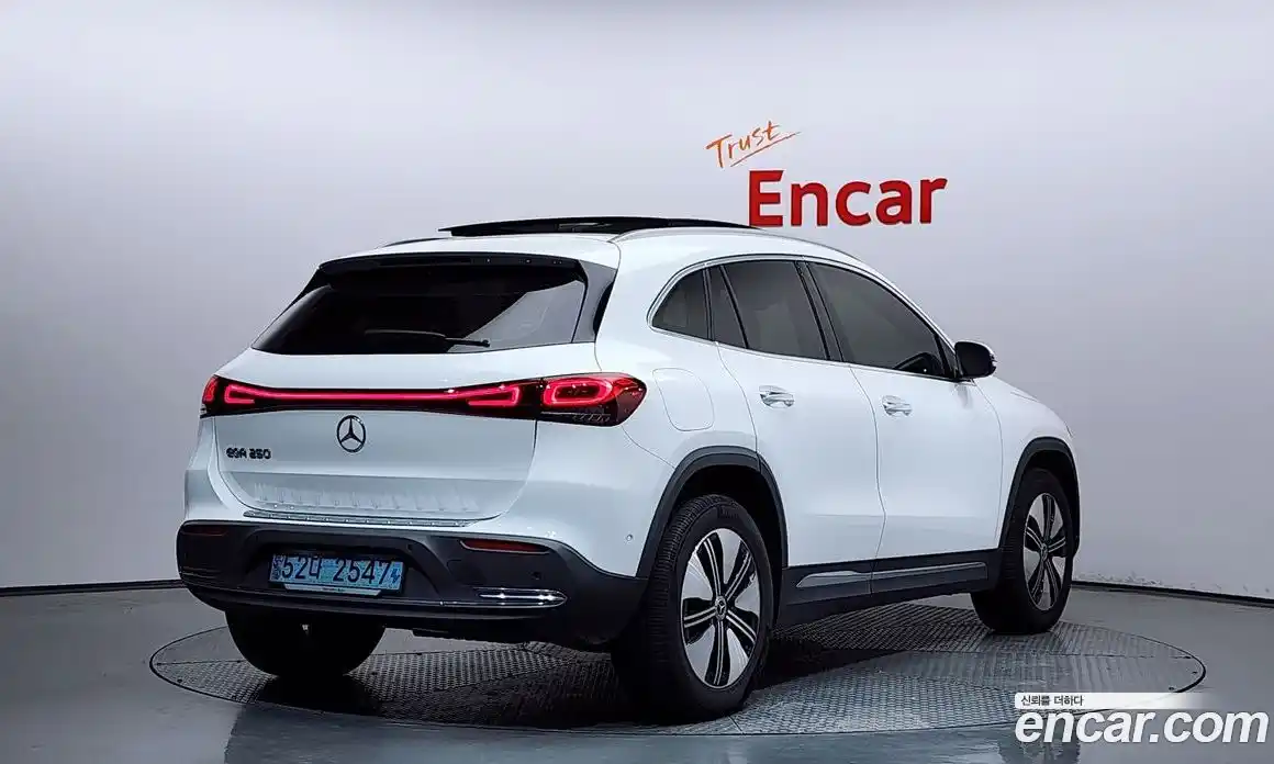 Mercedes-Benz EQA 2023 0.2 гидро, фото 2 Mercedes-Benz EQA 2023 0.2 гидро, фото 2