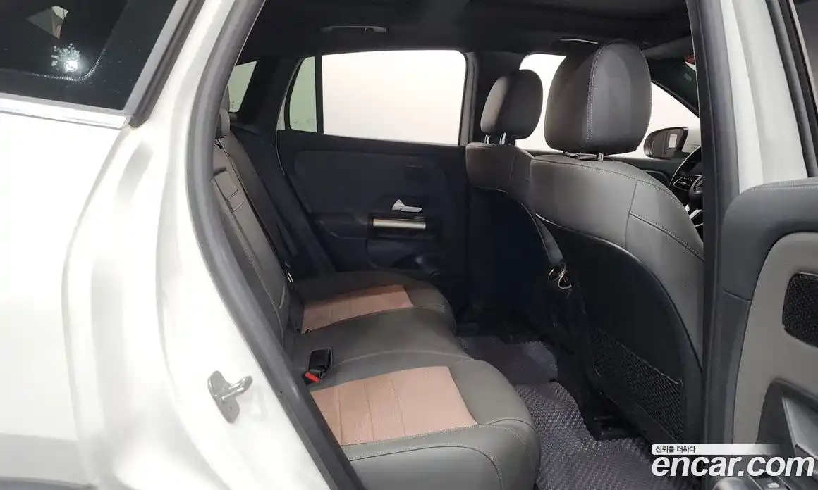 Mercedes-Benz EQA 2023 0.2 гидро, фото 26 Mercedes-Benz EQA 2023 0.2 гидро, фото 26