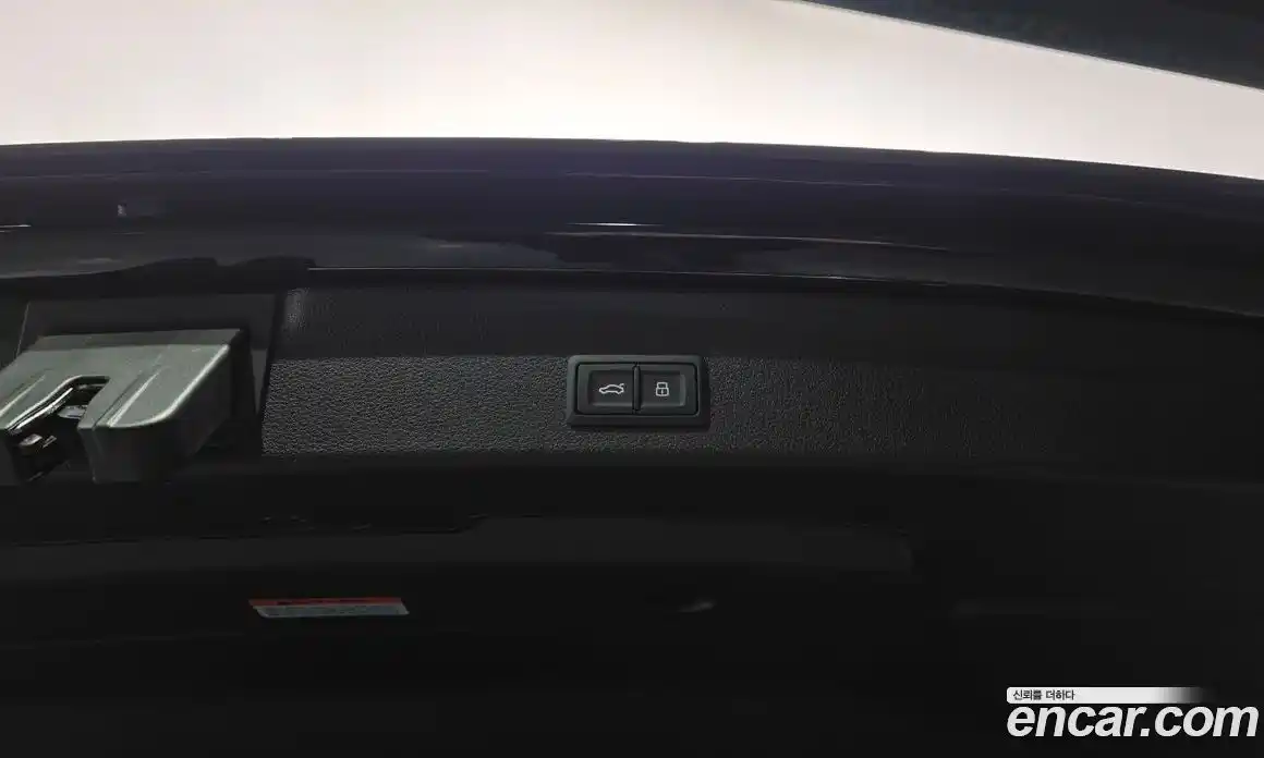 Audi Q3 2025 2.0 автомат (гидро), фото 21