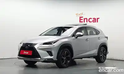 Lexus NX 2018 2.5 автомат (гидро), миниатюра 1 Lexus NX 2018 2.5 автомат (гидро), миниатюра 1
