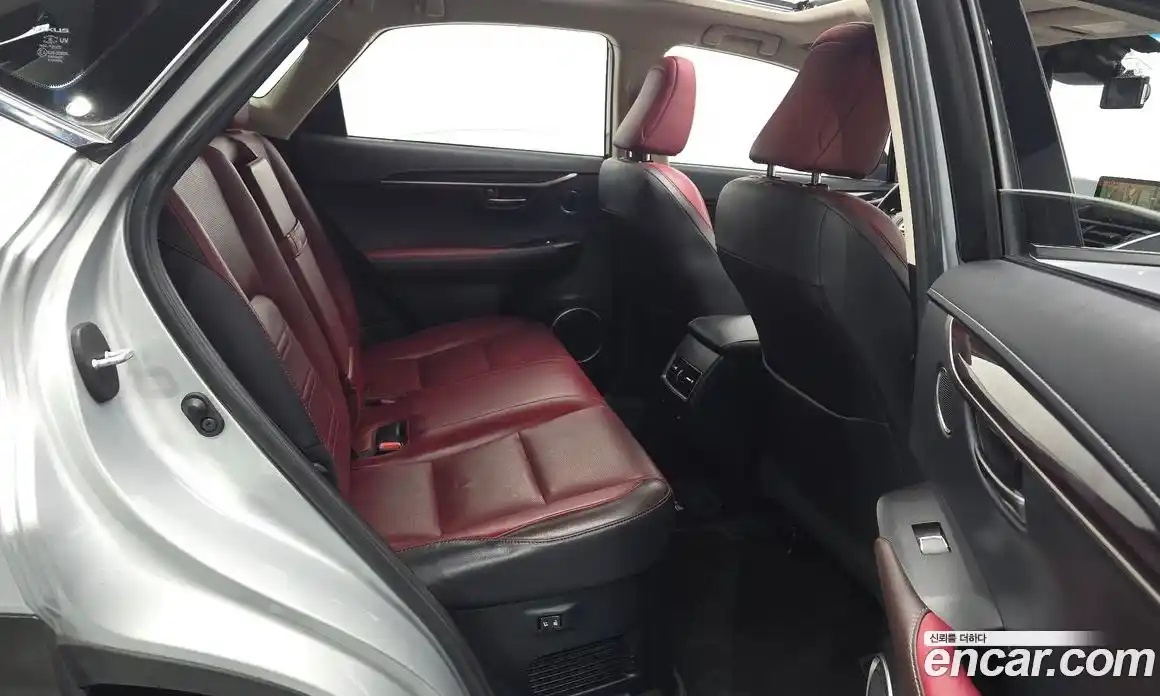 Lexus NX 2018 2.5 автомат (гидро), фото 11 Lexus NX 2018 2.5 автомат (гидро), фото 11