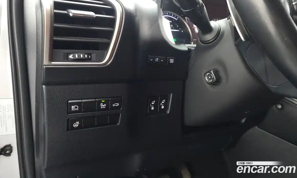 Lexus NX 2018 2.5 автомат (гидро), фото 13 Lexus NX 2018 2.5 автомат (гидро), фото 13