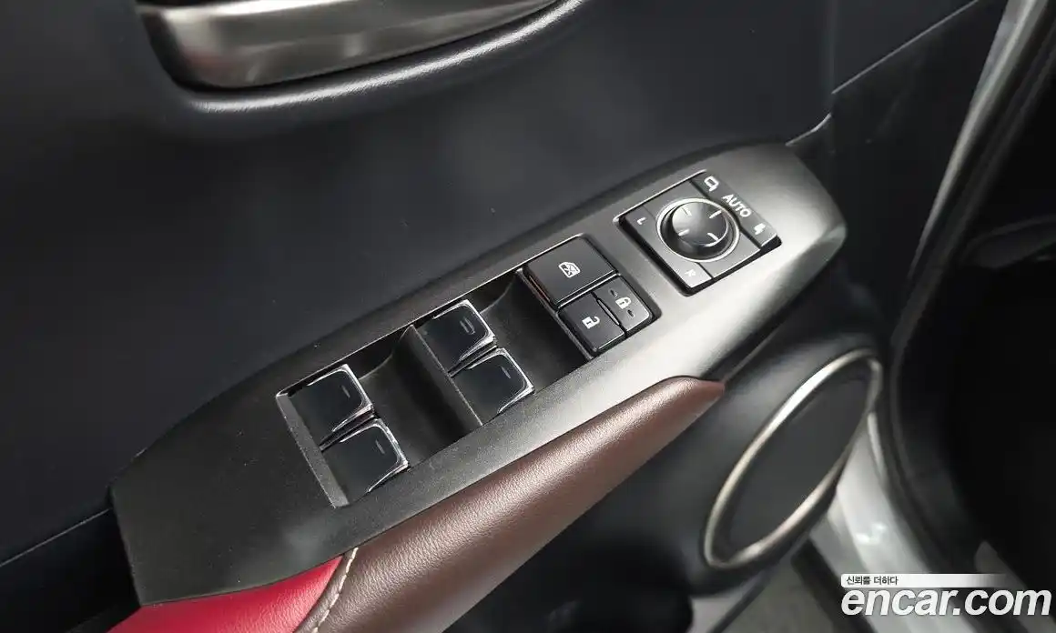 Lexus NX 2018 2.5 автомат (гидро), фото 19 Lexus NX 2018 2.5 автомат (гидро), фото 19