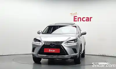 Lexus NX 2018 2.5 автомат (гидро), миниатюра 3 Lexus NX 2018 2.5 автомат (гидро), миниатюра 3