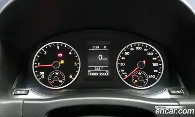 Volkswagen Tiguan 2013 2.0 автомат (гидро), миниатюра 8