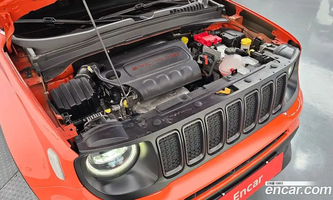 Jeep Renegade 2021 2.4 автомат (гидро), фото 6