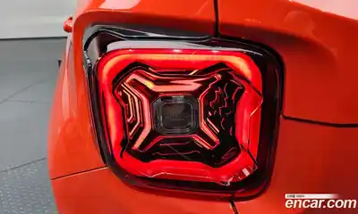 Jeep Renegade 2021 2.4 автомат (гидро), миниатюра 9