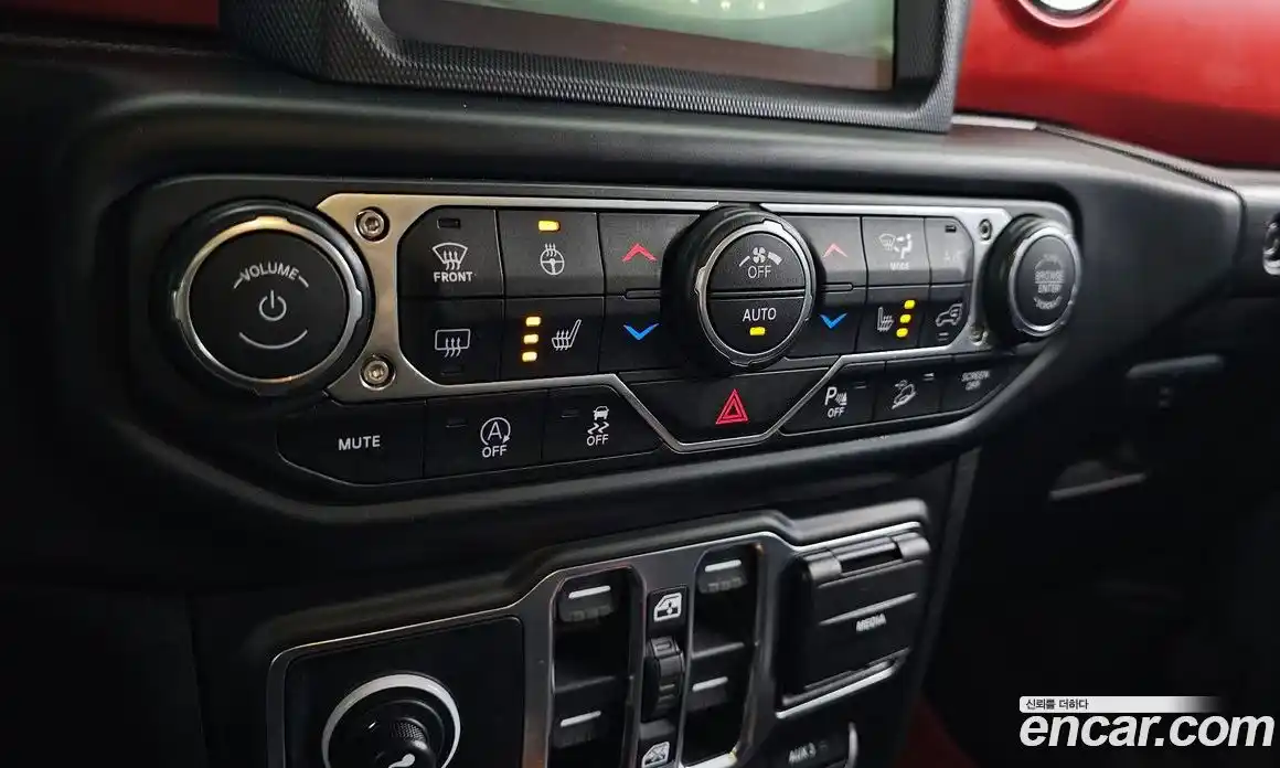 Jeep Wrangler 2020 2.0 автомат (гидро), фото 20