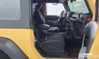 Jeep Wrangler 2013 3.6 автомат (гидро), миниатюра 11