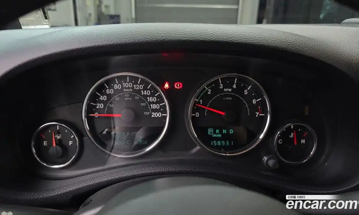 Jeep Wrangler 2013 3.6 автомат (гидро), фото 8