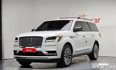 Lincoln Navigator 2021 3.5 автомат (гидро), миниатюра 1 Lincoln Navigator 2021 3.5 автомат (гидро), миниатюра 1