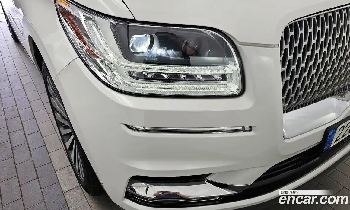 Lincoln Navigator 2021 3.5 автомат (гидро), фото 8 Lincoln Navigator 2021 3.5 автомат (гидро), фото 8