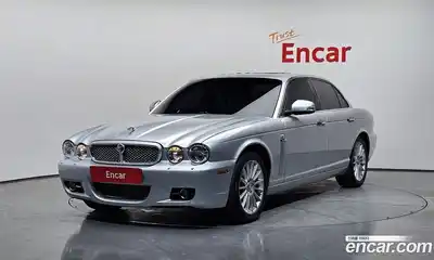 Jaguar XJ 2008 2.7 автомат (гидро), миниатюра 1 Jaguar XJ 2008 2.7 автомат (гидро), миниатюра 1