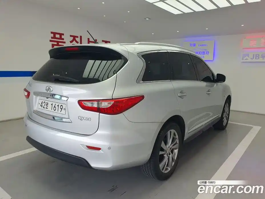 Infiniti JX 2013 3.5 автомат (гидро), фото 13 Infiniti JX 2013 3.5 автомат (гидро), фото 13