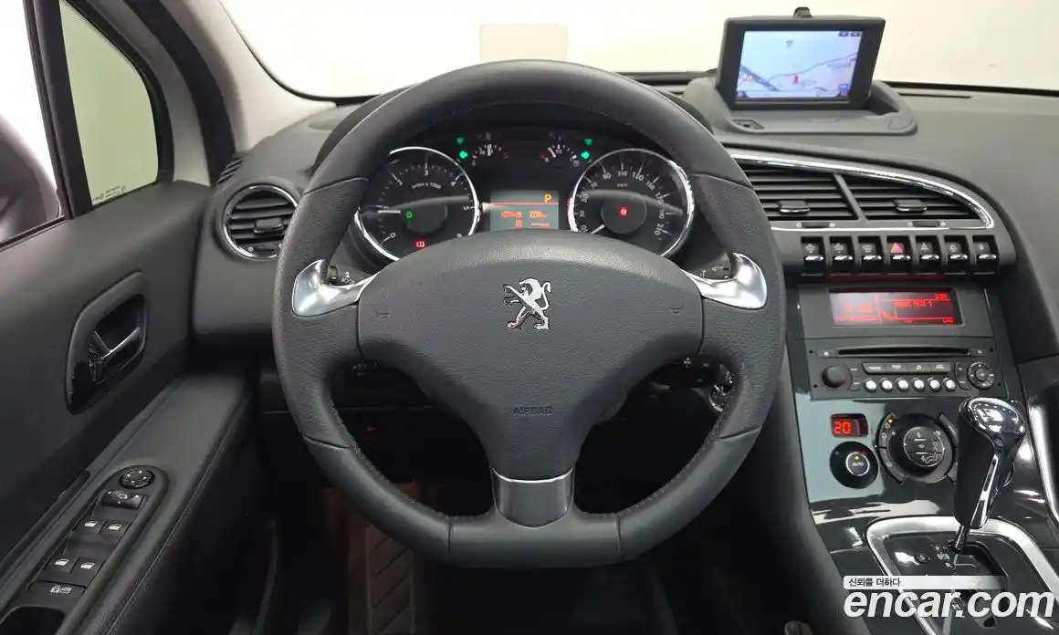 Peugeot 3008 2014 2.0 автомат (гидро), фото 20