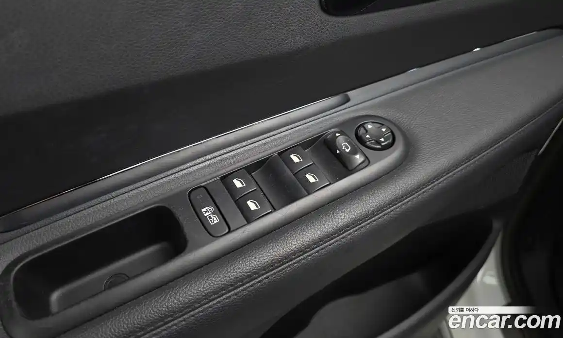 Peugeot 3008 2014 2.0 автомат (гидро), фото 26