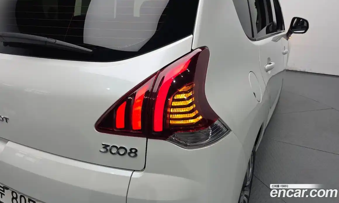 Peugeot 3008 2014 2.0 автомат (гидро), фото 8