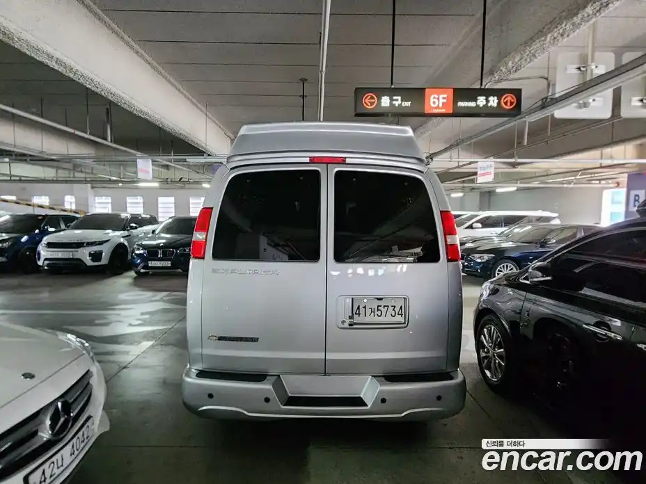 Chevrolet Express Van 2017 6.0 автомат (гидро), фото 7