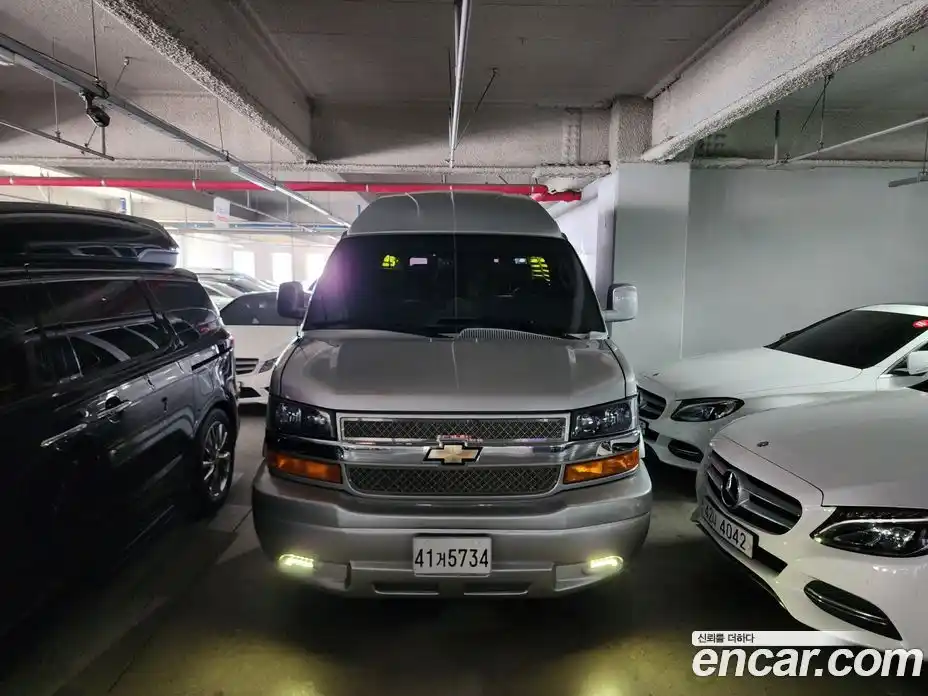 Chevrolet Express Van 2017 6.0 автомат (гидро), фото 10