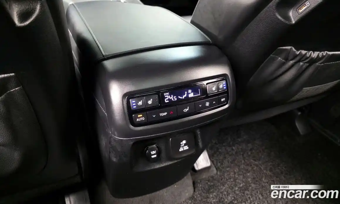 Hyundai Palisade 2021 2.2 автомат (гидро), фото 17