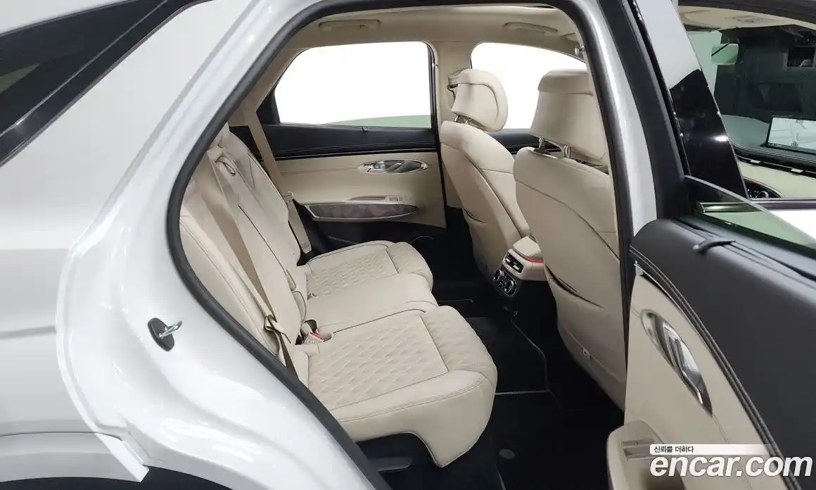 Genesis GV70 2023 2.5 автомат (гидро), фото 12