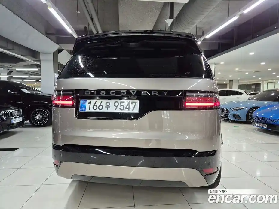 Land Rover Discovery 2025 3.0 автомат (гидро), фото 4