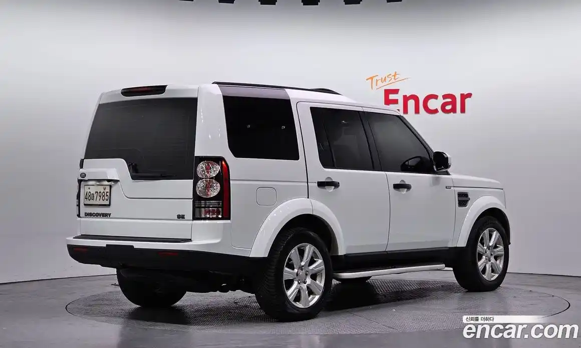 Land Rover Discovery 2016 3.0 автомат (гидро), фото 2