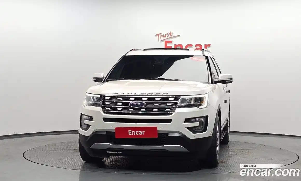 Ford Explorer 2017 2.3 автомат (гидро), фото 2