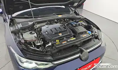 Volkswagen Golf 2022 2.0 автомат (гидро), миниатюра 6